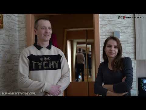 Read more about the article ” Vlepki były w całym pokoju” – Piłkarze odwiedzili karnetowiczów