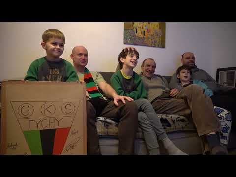 Read more about the article Trójkolorowa 𝐫𝐨𝐝𝐳𝐢𝐧𝐚💚🖤❤️ Łączy 𝗽𝗼𝗸𝗼𝗹𝗲𝗻𝗶𝗮!