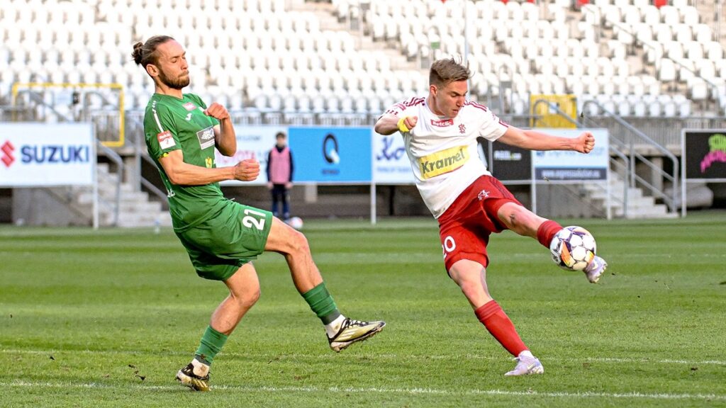 You are currently viewing Betclic 2. Liga: ŁKS II – Rekord 2:2