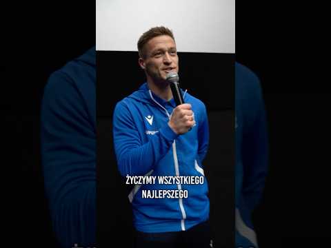 You are currently viewing Drogie panie, po więcej przepięknych chwil zapraszamy na Enea Stadion 💐  #lech #womansday #shorts