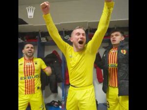 Read more about the article ✅Wygrana w Mielcu! Inkasujemy 3 punkty!👑 #koronakielce #ekstraklasa #fornalczyk