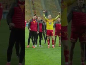 Read more about the article KTOOO WYGRAŁ MECZ? O 18:00 wlatuje Wokół Meczu z Lechem👀🔜