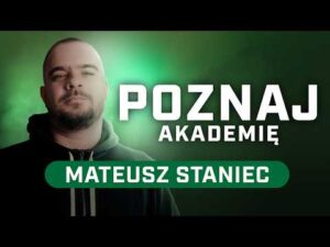 Read more about the article POZNAJEMY AKADEMIĘ | ROZMOWA Z DYREKTOREM MATEUSZEM STAŃCEM