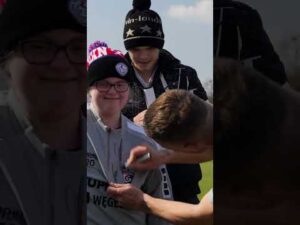 Read more about the article Tyle radości – marzenia się spełniają! 🥹 #gornikzabrze #radość #kibice #football #happiness