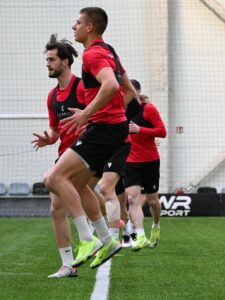 Read more about the article ZDJĘCIA Z JEDNOSTKI TRENINGOWEJ NA WR SPORT W ŚWILCZY