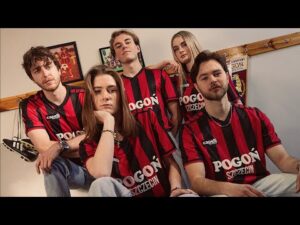 Read more about the article POGOŃ RETRO | NA PAMIĄTKĘ TAMTYCH LAT