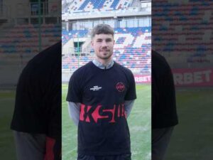 Read more about the article Co mówimy na boisku i macie? 💬 #górnikzabrze #ksw #mma