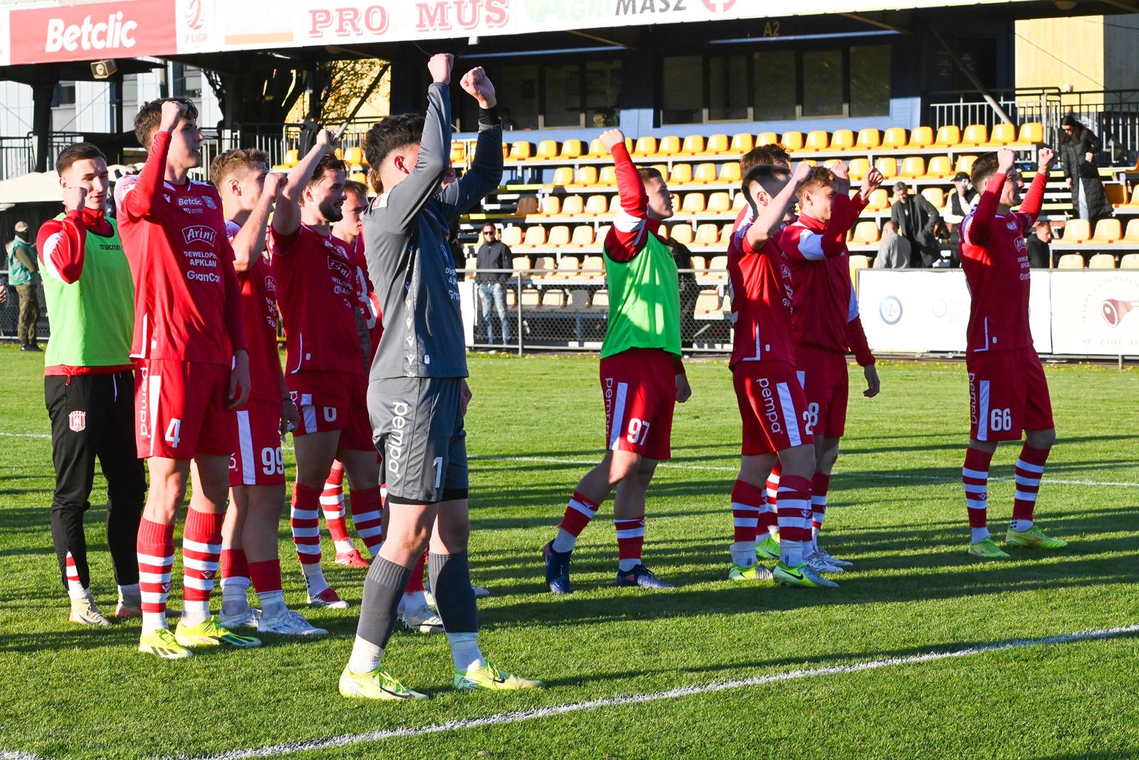 Read more about the article ZDJĘCIA Z MECZU OLIMPIA ELBLĄG – RESOVIA