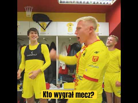 Read more about the article ⚔️Walczymy o kolejne punkty❗️Trener w szatni 🏟️ #koronakielce #gkskatowice #ekstraklasa