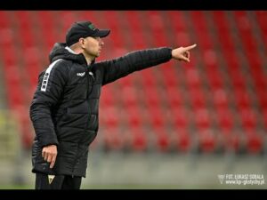 Read more about the article 32. kolejka Betclic1Liga: Konferencja prasowa po meczu GKS Tychy – Wisła Kraków 0:2