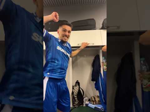 Read more about the article Tak się bawi lider Kolejorz! 👊👊 #lechpoznań #football #kolejorz #shorts