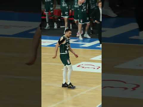 You are currently viewing PLUTA ZA 3! 🏀 #legia #basketball #plkpl #sport #nba #basket #koszykowka