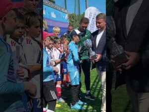 Read more about the article Za nami dzień z #AkademieKlasyEkstra zorganizowany przez Fundację Ekstraklasy! 💪