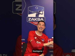 Read more about the article Cheesecake! Sernik! O co chodziło? Zobacz w najnowszym odcinku ☕️🦅 w #ZAKSAtv❗️#volleyball #shorts