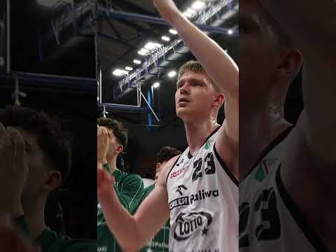 You are currently viewing NAJLEPSI KIBICE! 🫡 WYGRYWAMY W LUBLINIE! #legia #basketball #plkpl #sport #nba #basket