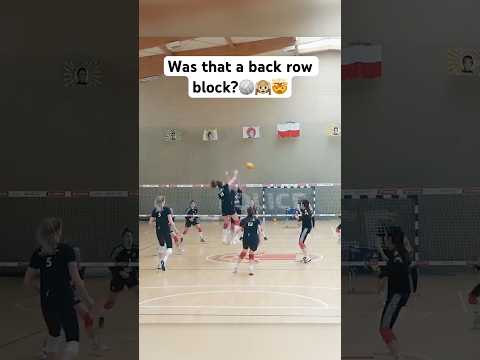 Read more about the article Back row block?🏐🙉🤯 #volleyball #siatkówka #siatkowka #volleyballtime #polskasiatkówka