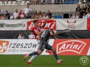 20250727 Resovia Chojniczanka 8839 300x225 1 | AleMecz.pl