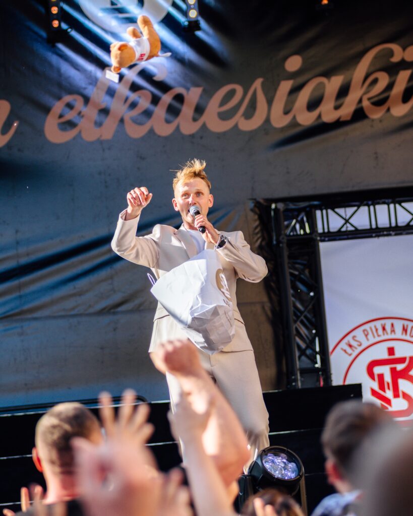 952A8236i 819x1024 1 | AleMecz.pl