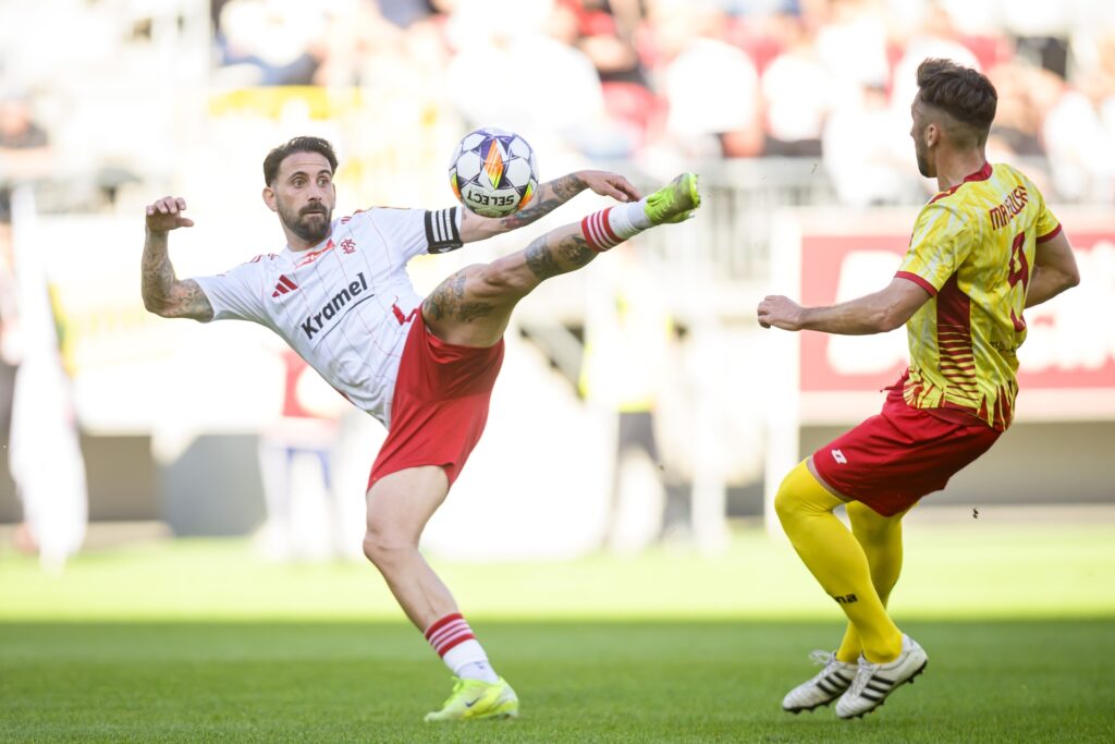 LKS Lodz Znicz Pruszkow 2025 26 1024x683 1 | AleMecz.pl