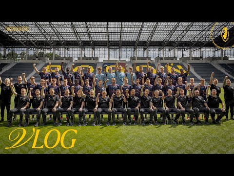 You are currently viewing VLOG | SESJA DRUŻYNOWA | KOSZULKA SIĘ PODOBA