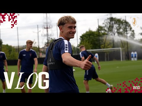 You are currently viewing VLOG | KERA W FORMIE | URODZINY ROJO