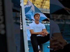 Read more about the article Piękny nam kawaler wyrósł z tego Roberta 🤩 #lechpoznań #football #kolejorz #gumny #shorts