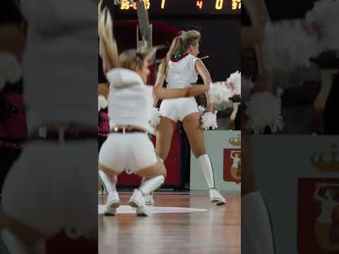 You are currently viewing CHEER ANGELS 🎀  #legia #basketball #plkpl #nba #basket #koszykowka #cheerleading #cheerleaders