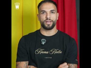 Read more about the article 🆕 Antonio Cortés Heredia „Antoñín” nowym zawodnikiem Korony Kielce! #koronakielce #Antoñín2028