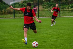 oboz tuszownarodowy lato2025 12 300x200 1 | AleMecz.pl