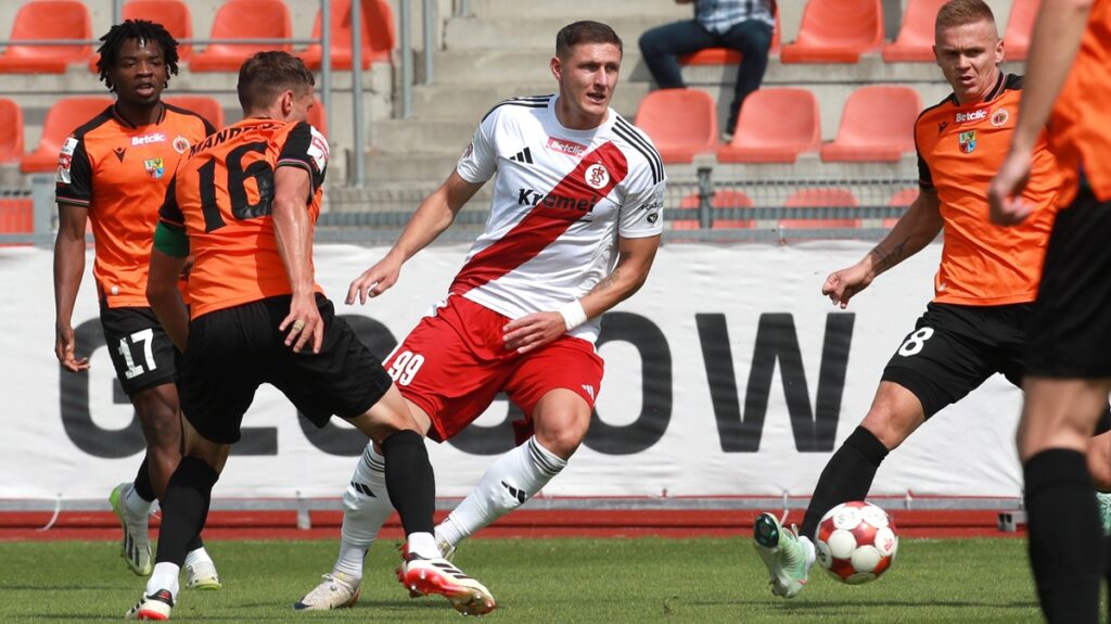 You are currently viewing Betclic 1. Liga: Chrobry – ŁKS 2:1