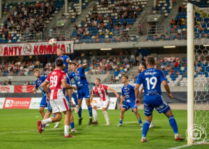 20250829 Resovia Podhale 7121 300x214 1 | AleMecz.pl