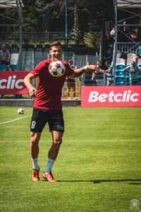 Hutnik Resovia 05 min 200x300 1 | AleMecz.pl