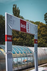 Hutnik Resovia 09 min 200x300 1 | AleMecz.pl