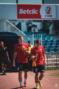 Hutnik Resovia 10 min 200x300 1 | AleMecz.pl