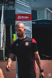 Hutnik Resovia 11 min 200x300 1 | AleMecz.pl