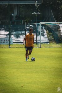 Hutnik Resovia 33 min 200x300 1 | AleMecz.pl