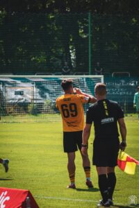 Hutnik Resovia 38 min 200x300 1 | AleMecz.pl