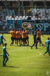 Hutnik Resovia 40 min 200x300 1 | AleMecz.pl