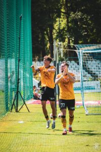 Hutnik Resovia 62 min 200x300 1 | AleMecz.pl