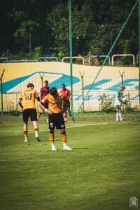 Hutnik Resovia 65 min 200x300 1 | AleMecz.pl