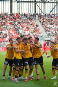 Zaglebie Resovia 59 min 200x300 1 | AleMecz.pl