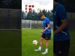 Read more about the article Joga bonito – wersja Akademia Lecha Poznań 👌🏼⚽️  #lechpoznań #football #shorts #skills #jogabonito