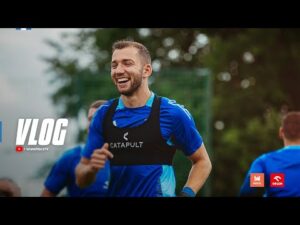 Read more about the article VLOG | Piłkarz kolejki, podejrzany długopis, magiczne buty