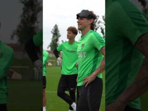 Read more about the article Śląsk Wrocław 🤝 Śląsk Wrocław Blind Football Fantastyczny i nieco inny trening, niż zwykle! 😅