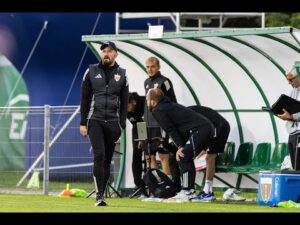 Read more about the article Trener Łukasz Tomczyk po meczu Warta Poznań – Polonia Bytom (0:1).