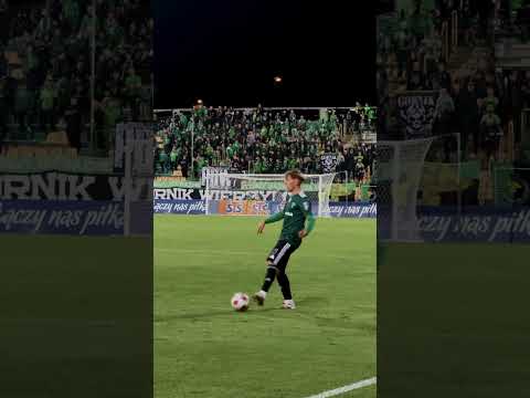 Read more about the article Debiut Michała Steszuka w pierwszej drużynie ✊🫡 #betclic1liga #zielonoczarni