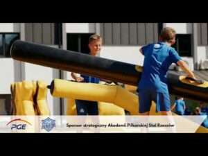 Read more about the article AKADEMIA | Wsparcie Grupy PGE jako sponsora strategicznego Akademii Piłkarskiej Stali Rzeszów