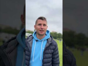 Read more about the article DZIEŃ CHŁOPAKA Z PIŁKARZAMI STOMILU ⚪️🔵