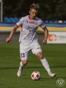 20251005 Resovia Rekord 5765 225x300 1 | AleMecz.pl