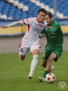 20251005 Resovia Rekord 5819 225x300 1 | AleMecz.pl